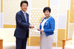 小池都知事に夏の水道基本料金無償化を要望